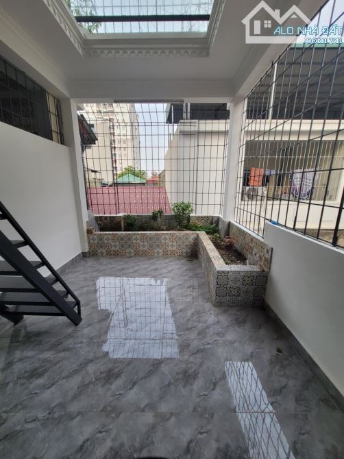 BÁN NHÀ NGÃ TƯ SỞ-ĐỐNG ĐA, BA GÁC ĐỖ CỬA, NHÀ ĐẸP, FULL NỘI THẤT, 32M2x5T, GIÁ 7,7 TỶ - 4