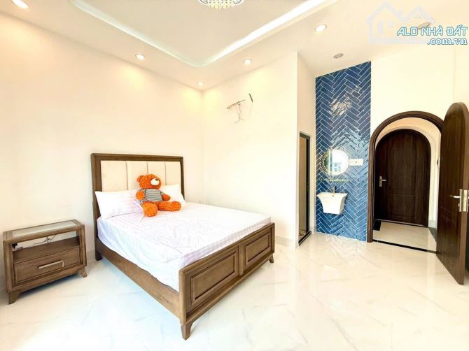 Siêu phẩm nhà tân cổ điện mặt tiền Rạch Bạch Nha P5, Mỹ Tho, Tiền Giang - 4