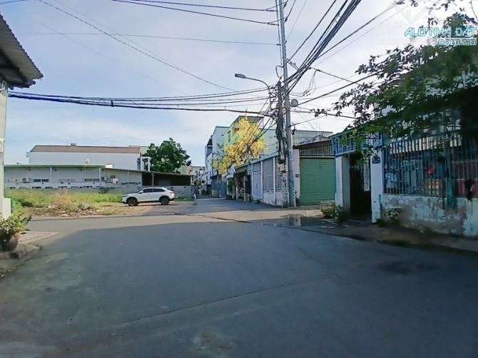Gấp bán nhà Thủ Đức, giá 13.5 tỷ, 3 tầng, dt 125m2, gần Phan Chu Trinh. - 4