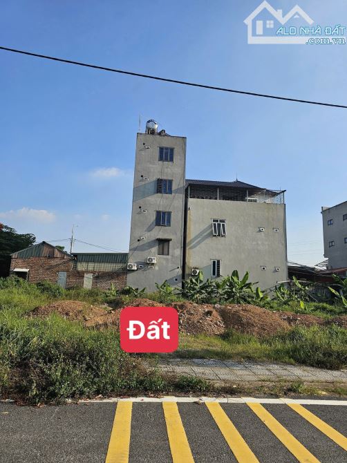 🌹EM CẦN BÁN GẤP lô đất Tam Hợp, Bình Xuyên trung tâm lõi các KCN Lớn 100m MT5M 2,5x tỷ - 3