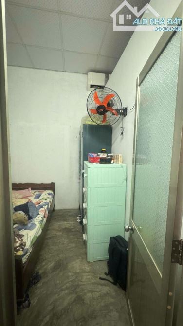 Bán nhà cấp 4 - mặt tiền đường nhựa thị trấn Diên Khánh- Diện Tích 150m2 - 4