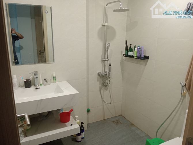 Nhà hiếm hoi còn sót lại, Nguyễn Văn Linh Long Biên 33m-5T-8,6 tỷ -Đường 5,5m oto tránh - 4