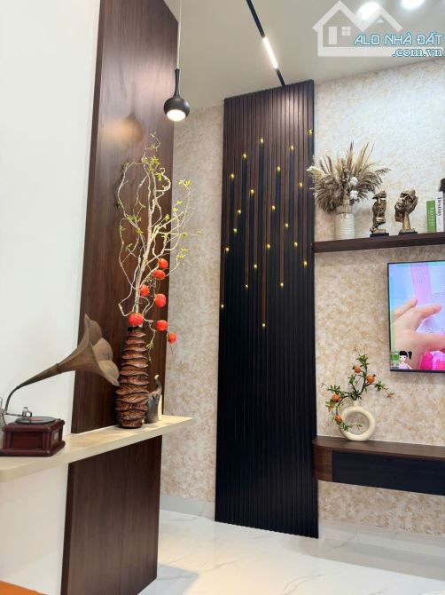 Nhà Đẹp Ngay Cạnh Đại Lộ Đông Tây (170m2) BA Tầng Kiên Cố |Trung Tâm Phố Gần Mọi Tiện Ích - 4