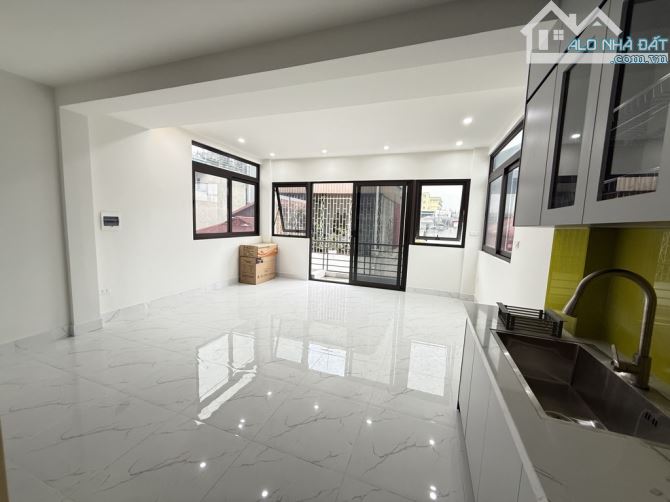 BÁN NHÀ PHỐ VƯƠNG THỪA VŨ DTSD 50m-6 TẦNG-THANG MÁY-3 BƯỚC CHÂN RA MẶT PHỐ-GIÁ NHỈNH 16 TỶ - 4