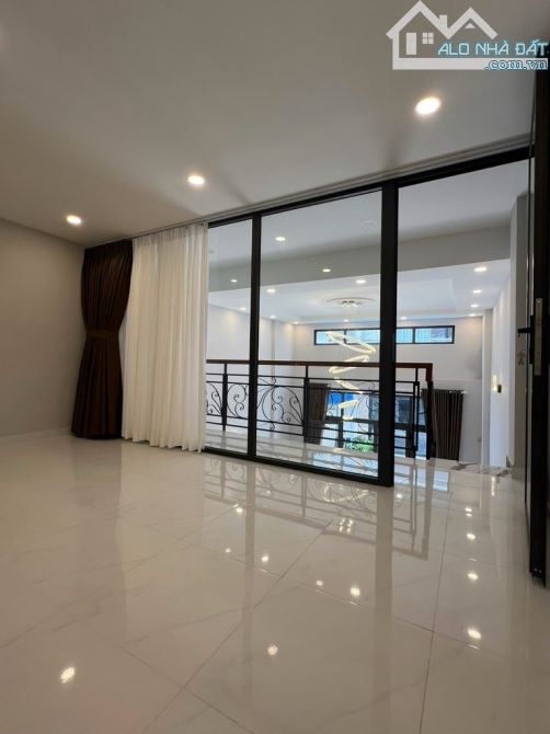 Bán nhà đường số chợ Tân Mỹ , Quận 7 , 2 Tầng , kinh doanh được, Giá 12 tỷ Hơn - 4