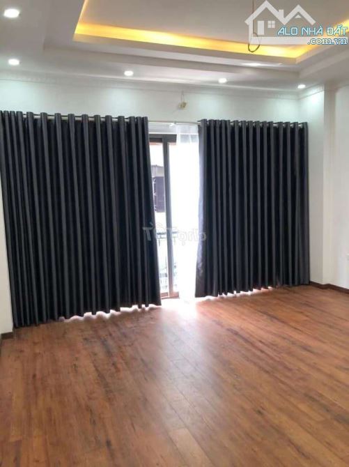 Cho thuê nhà ngõ 31 phố Trần Quốc Hoàn, Cầu Giấy. Diện tích 65m2 x 5 tầng - 25 triệu/tháng - 4
