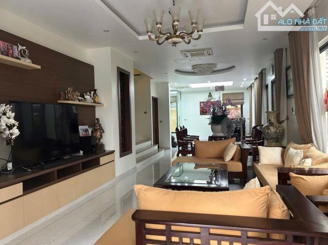 BIỆT THỰ VIP - AN KHANG VILLA - TRUNG TÂM DƯƠNG NỘI - THANG MÁY - NỘI THẤT ĐẸP - 200M2 - M - 4