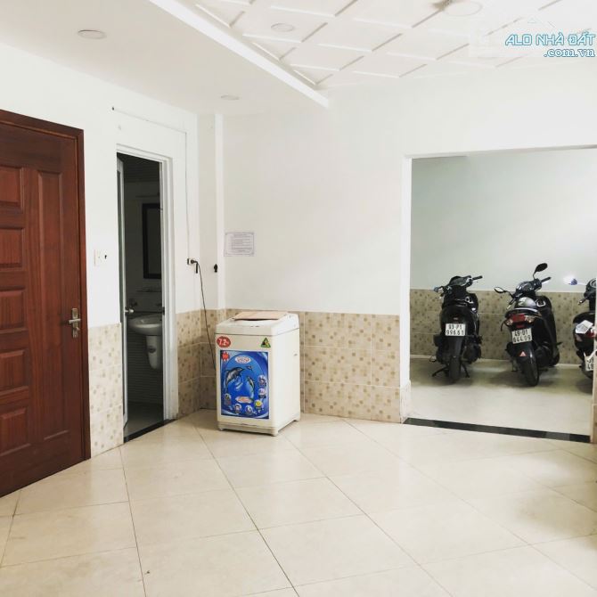 Hẻm Xe Hơi Nguyễn Xí_ 5 Tầng _ 8 Phòng_ Cho Thuê Khoán 30tr/ Th_ Chỉ 9 Tỷ - 4