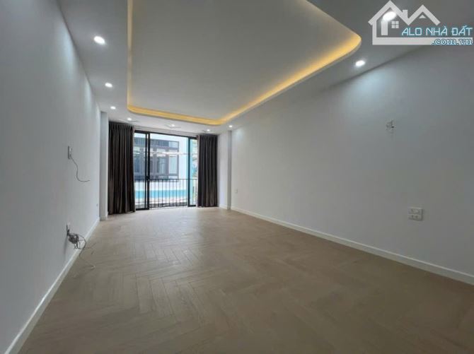B.Á.N NHÀ  LAI XÁ, GARA , Ô TÔ TRÁNH, THOÁNG TRƯỚC SAU ,  THANG MÁY NHẬP  43M2, 10 TỶ 6 - 2