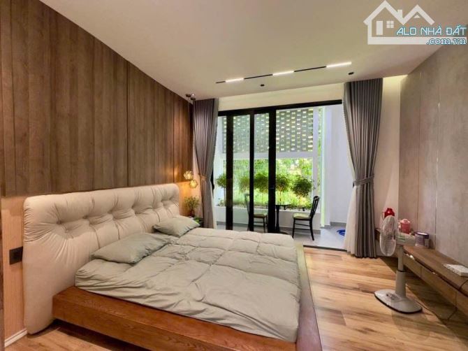 Cho thuê căn nhà đẹp đường Trần Đình Đàn quận Sơn Trà Đà Nẵng gần biển giá 40tr - 4