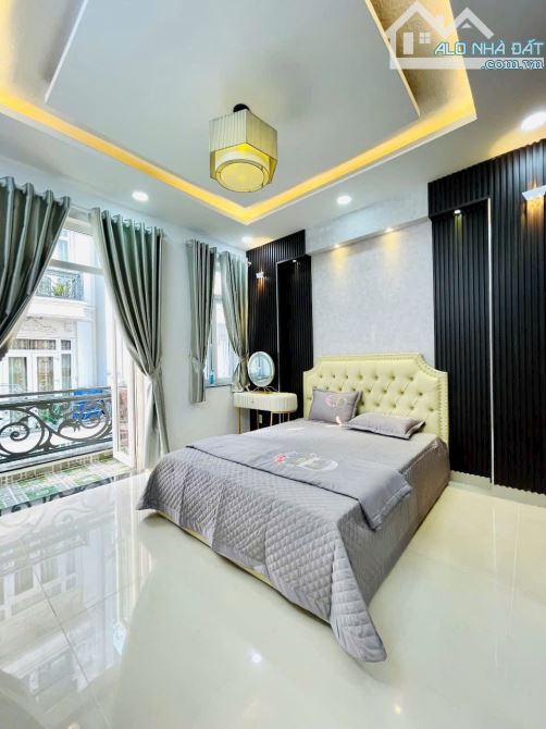 Giảm sốc 400 triệu cần bán gấp Nhà hẻm xe hơi Quang Trung - 4 tầng 4PN 4WC - 4