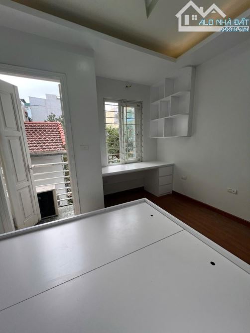 BÁN NHÀ RIÊNG 46m ,6 TẦNG THANG MÁY .XÃ ĐÀN ĐỐNG ĐA HÀ NỘI .GIÁ 10.9tỷ - 4