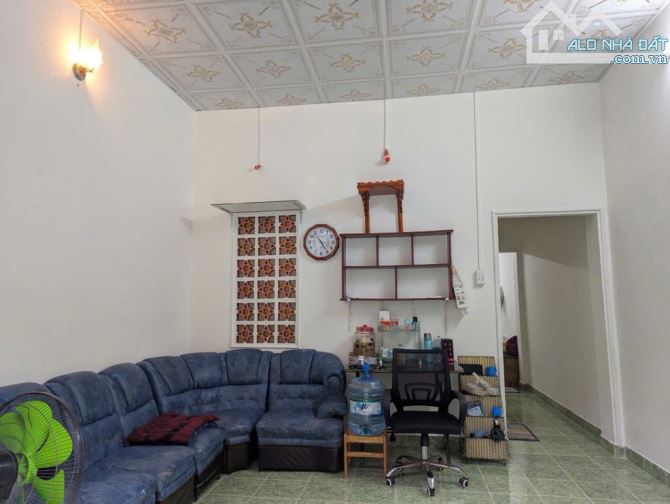 Linh Chiểu Thủ Đức ✪ Nhà 40m2 (4*10m) ✪ Hẻm xe hơi ✪ 4.1 tỷ - 4