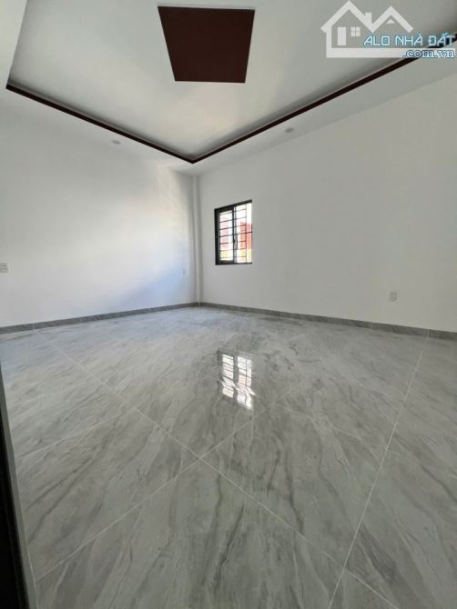 TĂNG NHƠN PHÚ B - NHÀ 2 MẶT HẺM XE HƠI - DTSD 100M2, NGANG 5M - 2PN - NHỈNH 5 TỶ TLCC - 4
