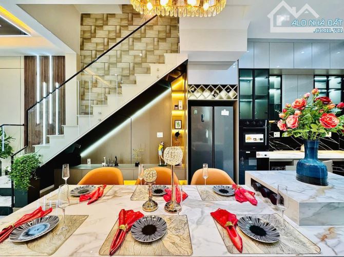 🏠Nhà Phố Cao Cấp Hẻm Xe Hơi💎 Nguyễn Văn Khối, P11💎4X18M 3 Lầu 4PN 5WC💵10,5 Tỷ - 4