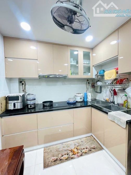 THỐNG NHẤT NGAY KHU CITY LAND SẦM UẤT -HXH 32M2 4 TẦNG BTCT CHỈ  6.3 TỶ - 4