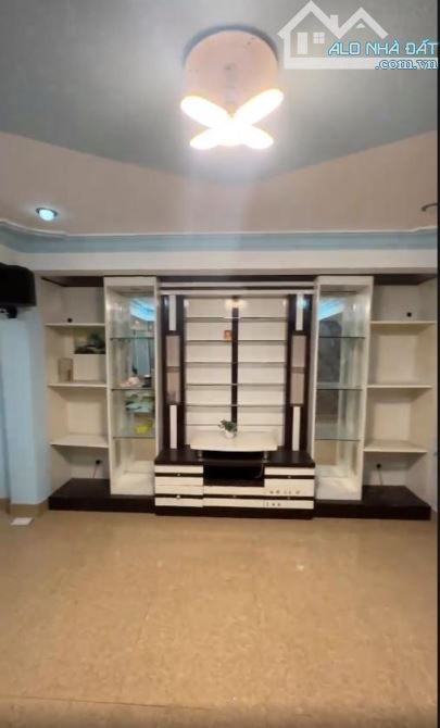 🏡 Bán Nhà Phố Mặt Tiền Nguyễn Thị Nghĩa, Đà Lạt – 3 Tầng, 3PN,Thuê 12Tr/Tháng, Giá 8.5 Tỷ - 4