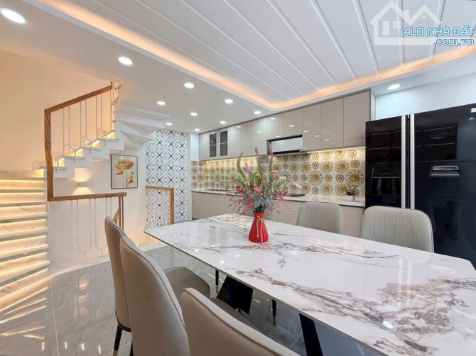 Nhà mới đẹp full nội thất, Trương Hoàng Thanh quận Tân Bình 52m2, 5 tầng mới - 4
