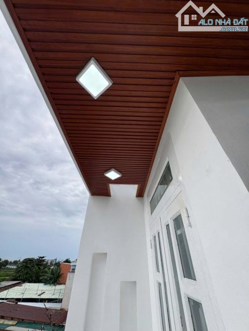 🏡 NHÀ 1 TRỆT 2 LẦU + LỬNG – GIÁ CHỈ 3 TỶ 9 - sổ hồng riêng - 4