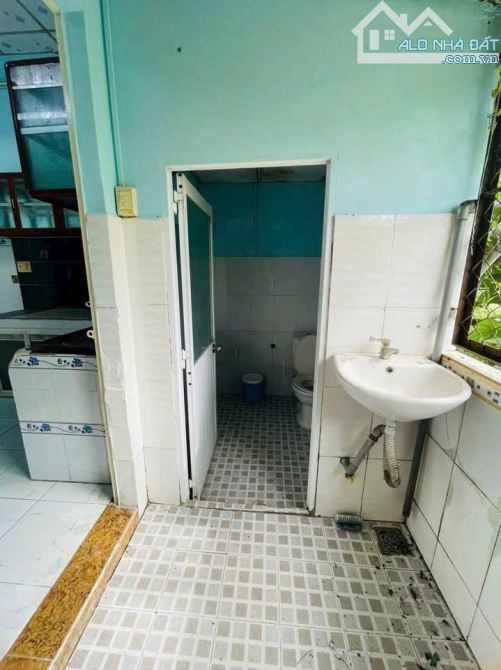 bán gấp căn nhà cấp 4 ở Tân Chánh Hiệp quận 12, DT 56m2, gái 1 tỷ 020. SHR. - 4