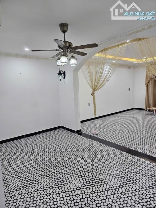 CĂN MẶT TIỀN ĐƯỜNG SỐ, QUẬN 8_KINH DOANH ĐỈNH, NHÀ ĐẸP SANG CHỈ 11.5TỶ - 4
