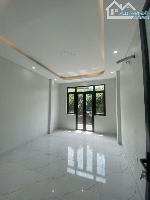 Rẻ nhà Rộng tại Phụng Châu - Chương Mỹ. 40m2*4T, 4PN, Thoáng 2 mặt. Chỉ 3,3 tỷ - 4