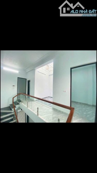 Bán nhà 3 tầng ngõ 41  Liên Hà, xây mới, thiết kế đẹp, gần bệnh viện đa khoa Tỉnh - 4