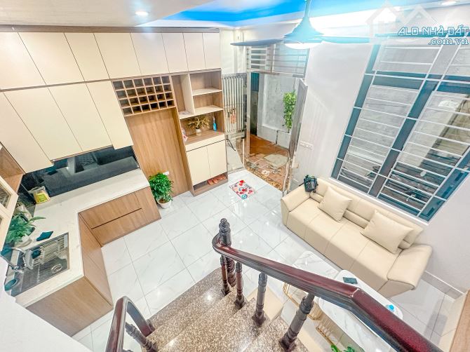 Nhà vừa tầm tiền ngõ Gốc Đề, thiết kế gọn, full nội thất, sổ nở hậu, ở thích, thoáng sáng - 4