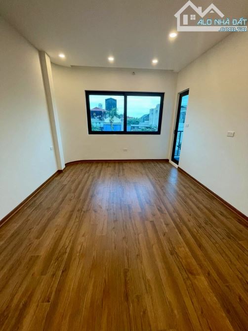 HIẾM - Bán nhà Lô Góc 50m2 x 5 tầng phố Gia Quất, Long Biên. Gần phố, Về Ở Trong Ngày - 4