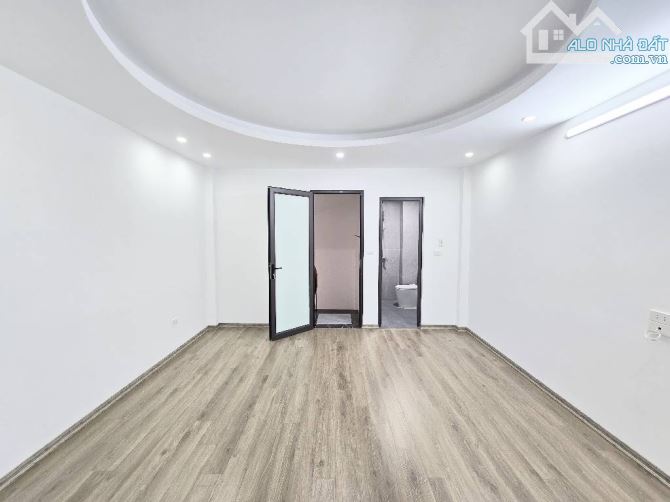 BÁN NHÀ GỐC ĐỀ-HOÀNG MAI-NGÕ 3 GÁC-GẦN Ô TÔ-NHÀ MỚI 38M x 5 TẦNG-7,5 TỶ - 4