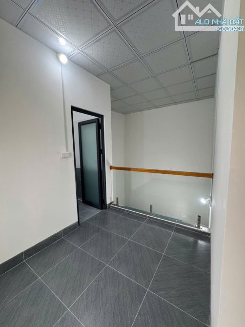 Bán nhà 1 trệt 1 lửng mới gần giáo xứ Thuận Hòa - 4