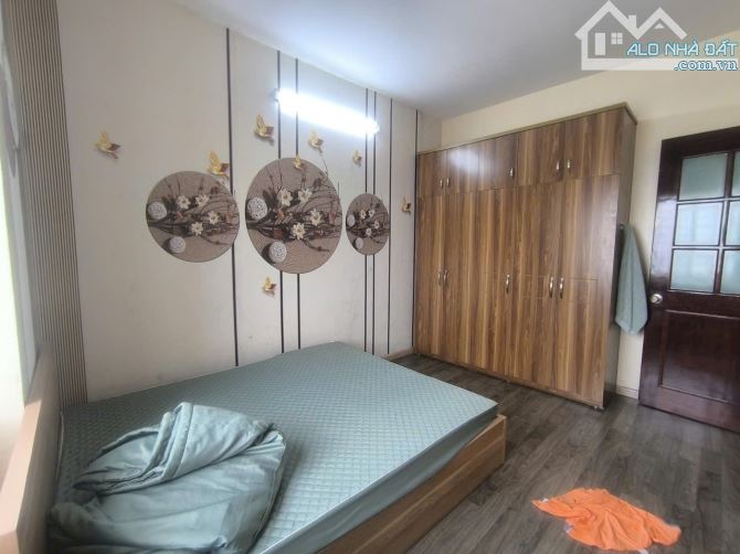 BÁN CHUNG CƯ THẠCH BÀN LONG BIÊN 70m, 2 PN, 2 WC NHỈNH 3 TỶ THOÁNG SÁNG GẦN AEON LONG BIÊN - 4