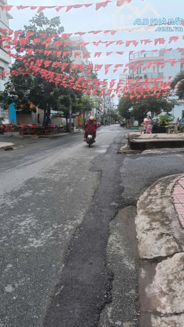 NHÀ MẶT TIỀN ĐƯỜNG,KDC LÊ THÀNH,AN LẠC,BÌNH TÂN(6 X 18 X 3 TẦNG) 11.7 TỶ TL - 4