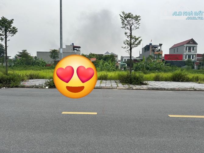3.95 tỷ/78 M2/ 5 M tiền/ Hương Mạc .Từ Sơn/ Phân Lô - 4