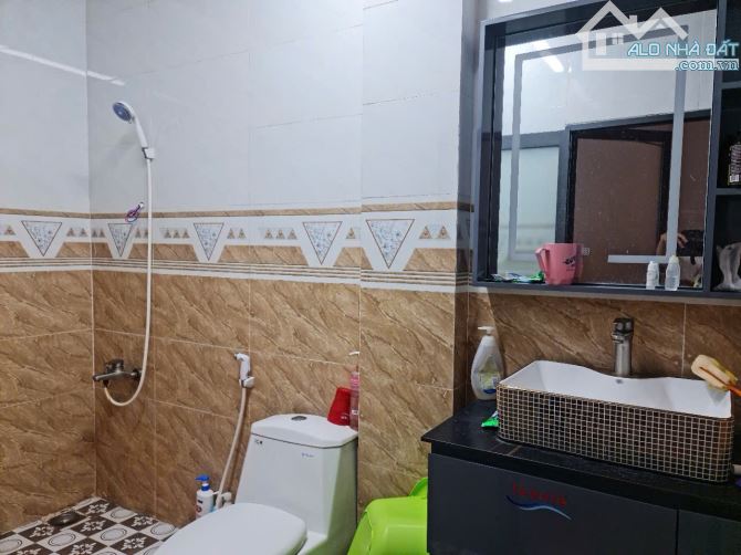 BÁN Shophouse 1 trệt 3 lầu, mặt tiền Trần Hưng Đạo, P5, TP Vị Thanh, HG (Nay là Phường Vị - 4