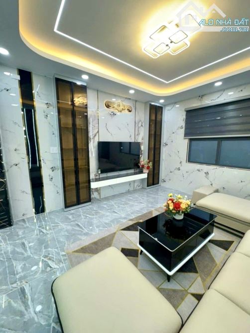 4❌18m, BÁN NHÀ 2 TẦNG, ĐƯỜNG 10M THÔNG, TCH, Q.12, 5 TỶ HƠN - 4
