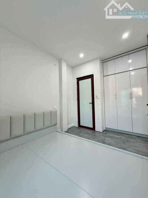 NHÀ ĐẸP KHU HAI BÀ TRƯNG  VỊ TRÍ ĐẸP, NÔNG, LÔ GÓC - 4