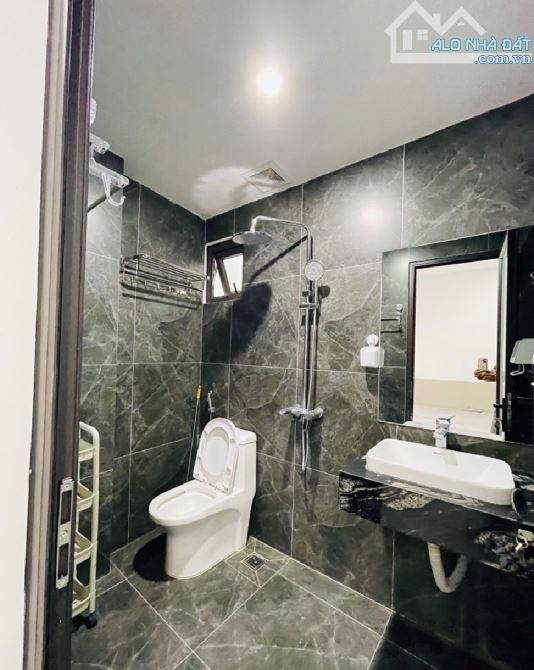 YÊN HÒA- 54x7 TẦNG- THANG MÁY- DÒNG TIỀN 720TR/NĂM- GẦN Ô TÔ - 4