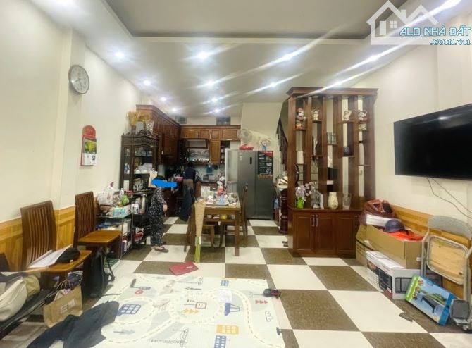 40M2, 5 TẦNG 10 TỶ - GẦN PHỐ, VÀI BƯỚC Ô TÔ ĐỖ, DÂN XÂY - XUÂN THỦY, CẦU GIẤY - 4