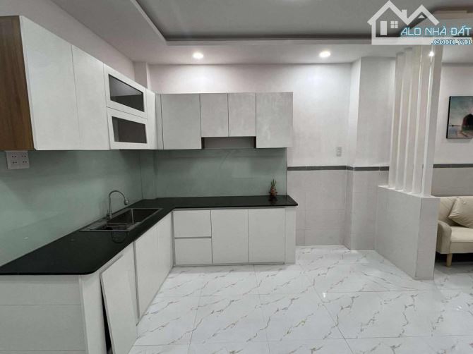 NHÀ 2 TẦNG MỚI – NGAY HỌC VIỆN CHÍNH TRỊ Đường MAN THIỆN -Đ385 - 3ty65-SHR 💥 - 4