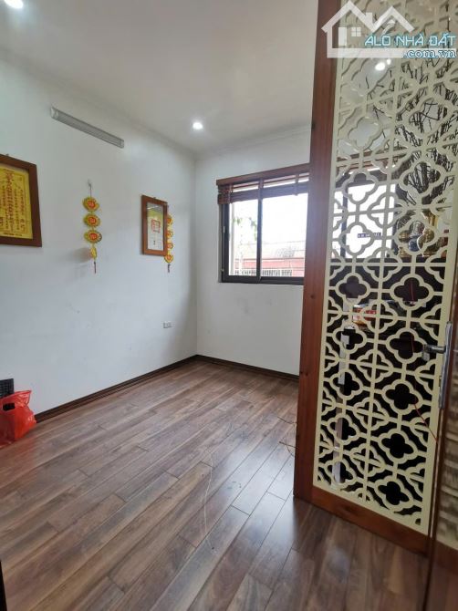 Cho thuê nhà ngõ Phố Thái Hà,Trung Liệt, Đống Đa. DT 30m x 5 tầng, giá 20tr - 4