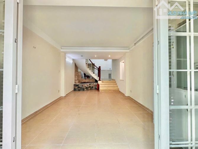 KHU VÍP LÊ VĂN SỸ PN - 58M2 5 TẦNG, HXH 4M - KHU AN NINH YÊN TĨNH - 4