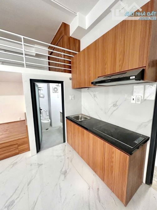 Bán Nhà Căn Hộ Dich Vụ Quận Gò Vấp - 130m2 - 7 Tầng - 25.5 tỷ - dòng tiền 150 triệu/tháng - 4