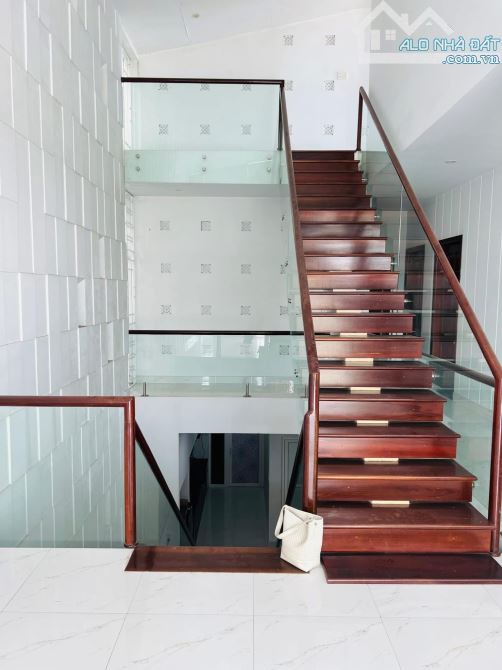 🏘🏘NHÀ 3 TẦNG MẶT TIỀN ĐỒNG KHỞI NGAY TTTP HUẾ - 5