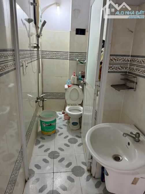 BÁN NHÀ ĐÔNG THẠNH ẤP 5, HÓC MÔN - 60M2 , 4X15 - HẺM XE HƠI THÔNG - SÁT BÊN CHỢ . - 5