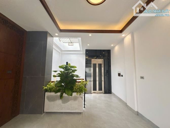 NGỌC THỤY_BỒ ĐỀ : 5 TẦNG THANG MÁY_FULL NỘI THẤT SANG TRỌNG _Ở SƯỚNG _DT 65M_GIÁ 16 TỶ 8 - 5