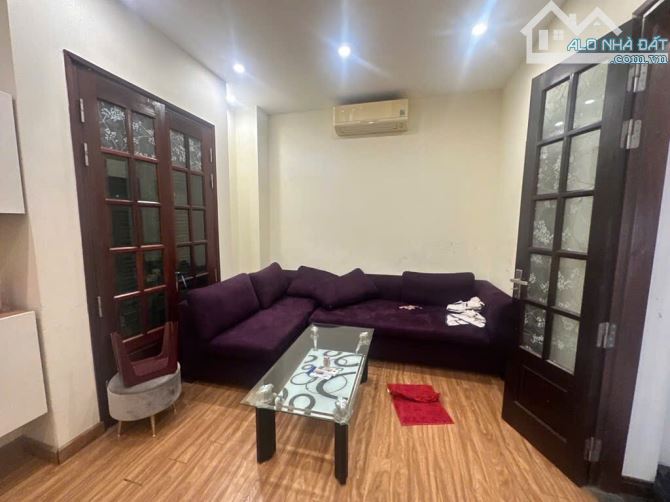 ĐỘI CẤN - Nhà đẹp dân xây 108m2 5 tầng MT 6.8m - Vỉa hè - Ô tô dừng tránh đỗ- KD- 41 tỷ - 5