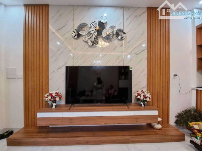 NHÀ 3 TẦNG KQH ĐẠI HỌC HUẾ - FULL NỘI THẤT XỊN - P AN CỰU - TP HUẾ  - 5TY3XX - 5