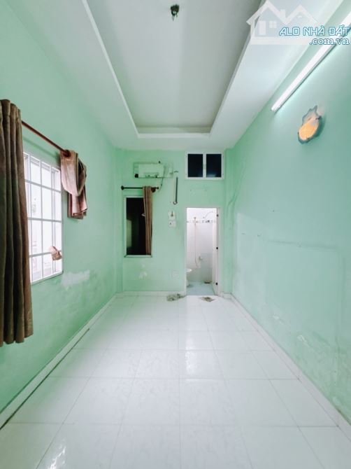NHÀ 4 TẦNG TẠI TÔN ĐẢN F15 Q4 - HẺM BA GÁC THÔNG THOÁNG SẠCH SẼ - 5