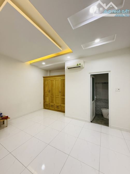 🏡 SIÊU PHẨM 5 TẦNG – KHU PHÂN LÔ VIP – TÂN BÌNH - CHỈ 7.55TỶ - 5